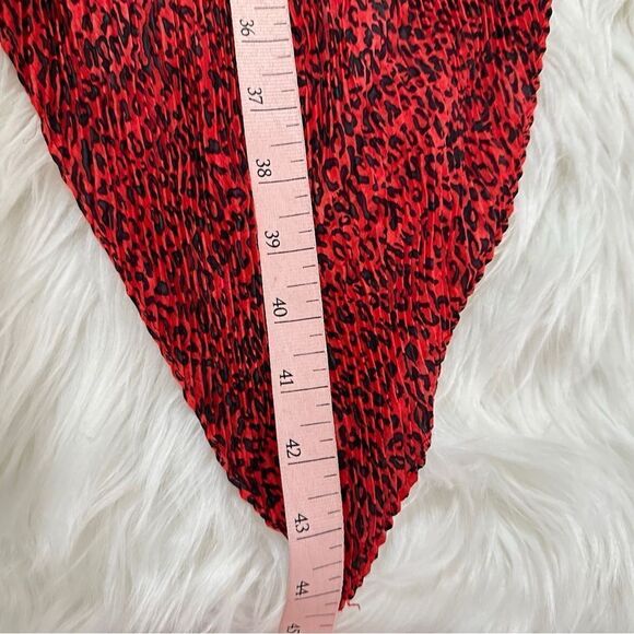 ɢᴜᴄ ᴢᴀʀᴀ ꜱᴀᴛɪɴ ᴄʜᴇᴇᴛᴀʜ ɴᴇᴄᴋᴇʀᴄʜɪᴇꜰ ꜰᴏᴜʟᴀʀᴅ ᴀᴄᴄᴇꜱꜱᴏʀʏ - Picture 12 of 16